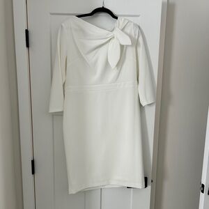 Calvin Klein Elegant White Bow Dress